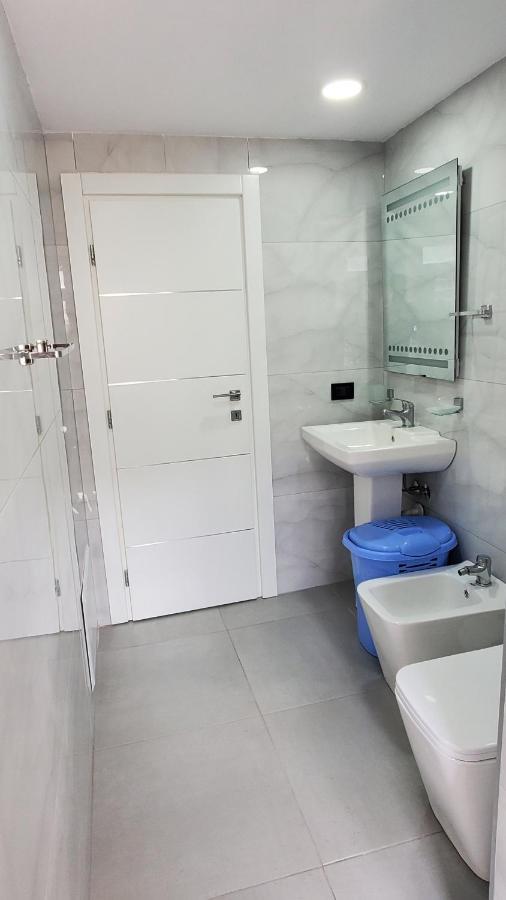 Olsi Apartment Vlore Luaran gambar